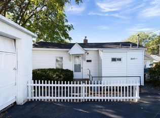 2511 Bredell Ave, Saint Louis, MO 63143