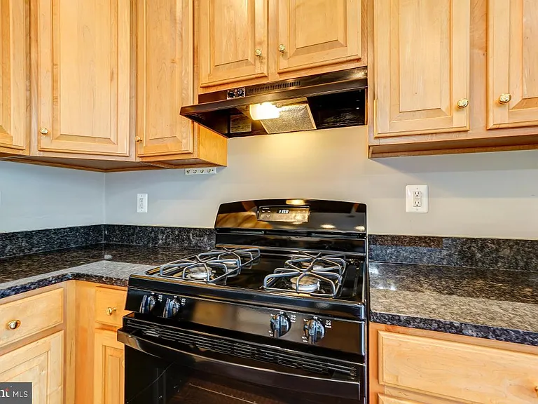 6160 Cinnamon Ct — Photo 20