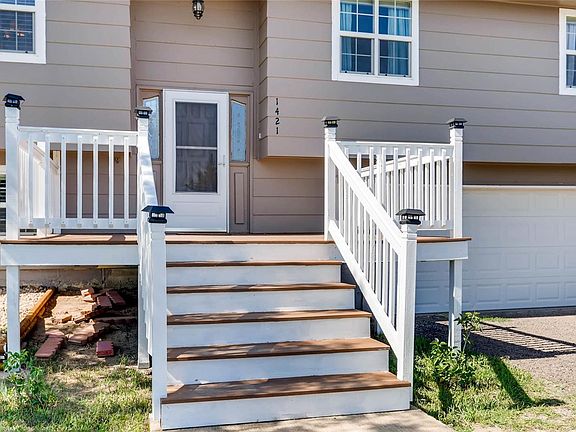 5th image of 1421 Mountview Dr