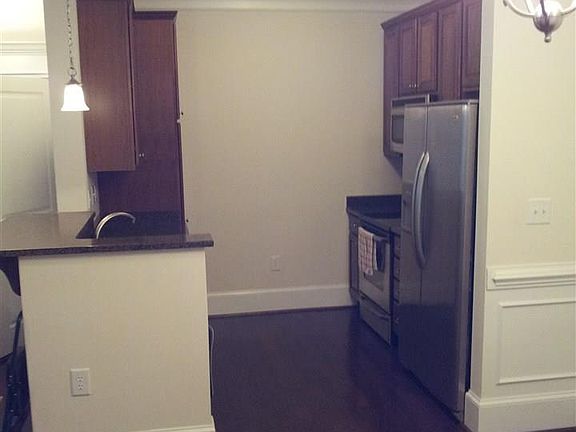 3rd image of 501 Finsbury St APT 107