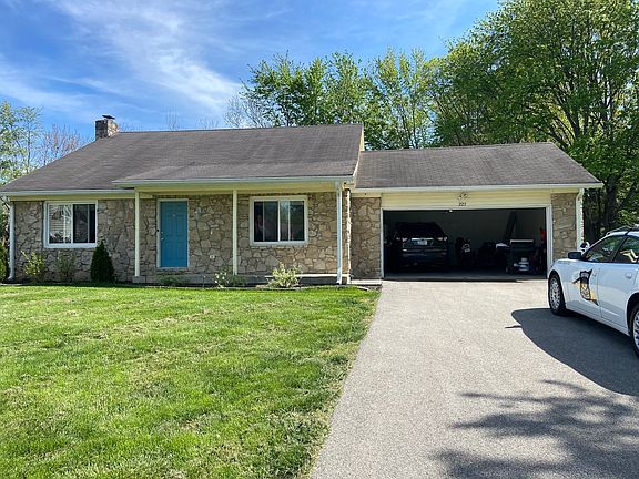 2nd image of 222 Wyandotte Ct