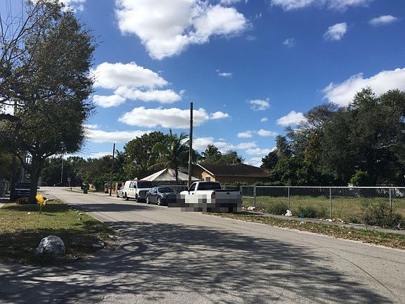 5th image of 8010 NW 18th Ave