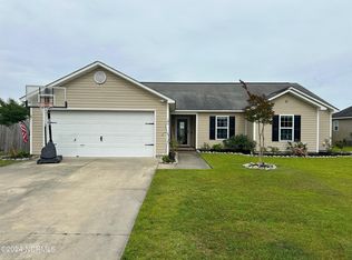 104 Winson Green Ln, Jacksonville, NC 28546