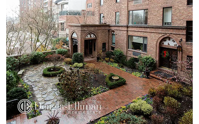 Sold by Douglas Elliman | media 26