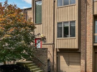 302 Elm Ct, Pittsburgh, PA 15237