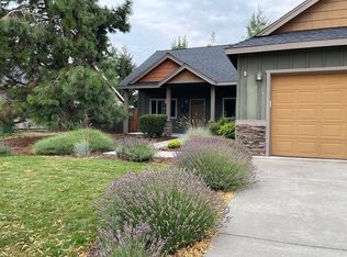 835 Lake Ridge Dr, Klamath Falls, OR 97601