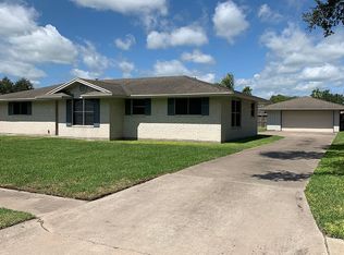 300 N Pasadena Dr, Kingsville, TX 78363
