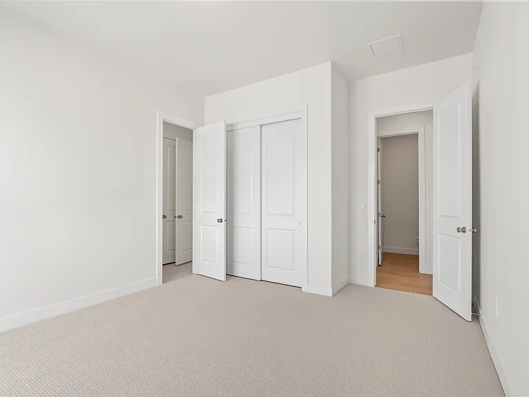 2122 N Beargrass Way — Photo 7