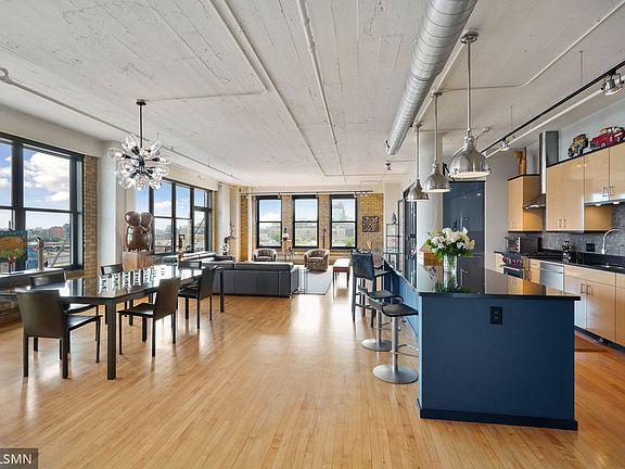 5th image of 290 Market St Unit 709