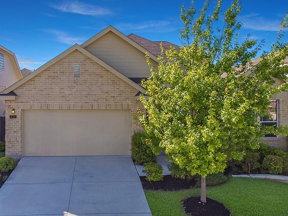 3rd image of 5735 White Oak Cv