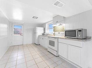 3233 Apex Cir #B, Falls Church, VA 22044