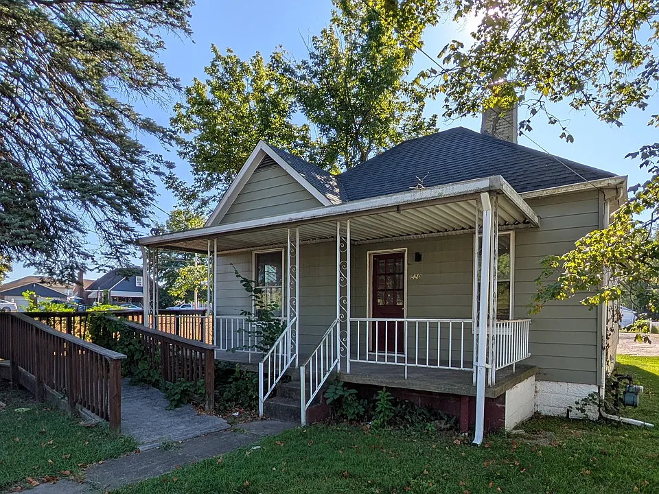 520 Pike St
