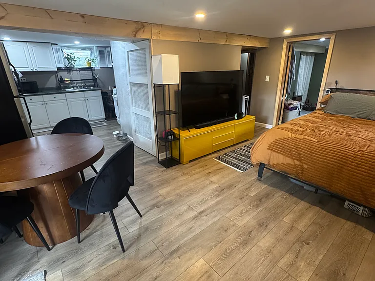 148 Summit St — Photo 5