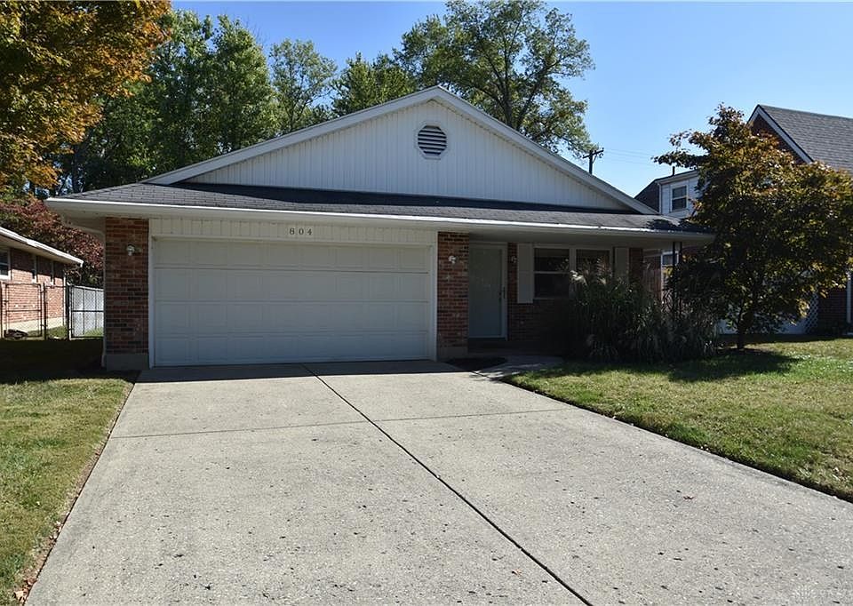 1st image of 804 Broadmoor Dr