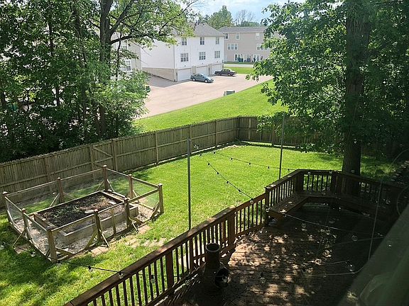 4th image of 426 White Ash Ct