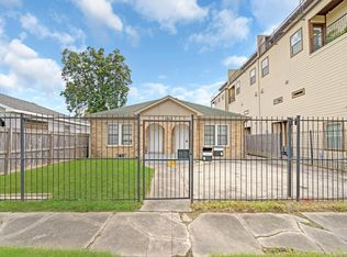 2915 Isabella St #A, Houston, TX 77004