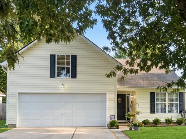 1701 Weber Ave, Chesapeake, VA 23320