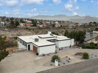 808 Wingfoote Rd, El Paso, TX 79912