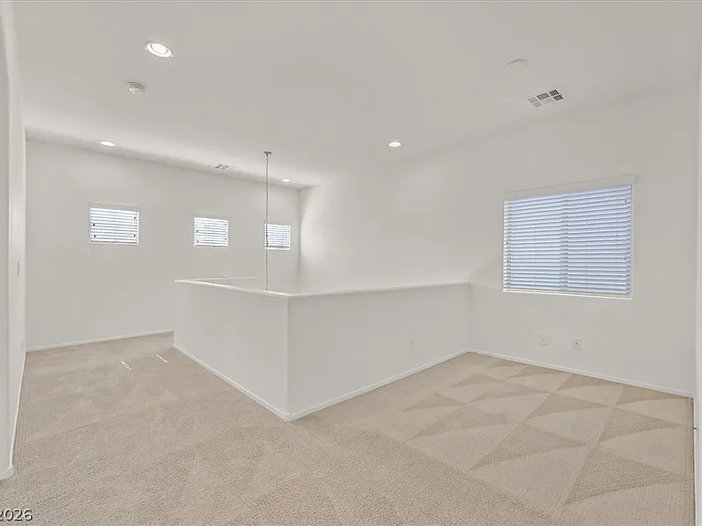 9599 Vega Carpio Ave — Photo 12