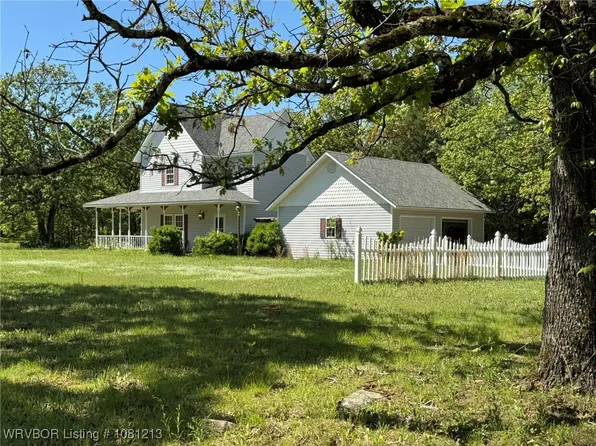 35145 Midway Rd, Poteau, OK 74953