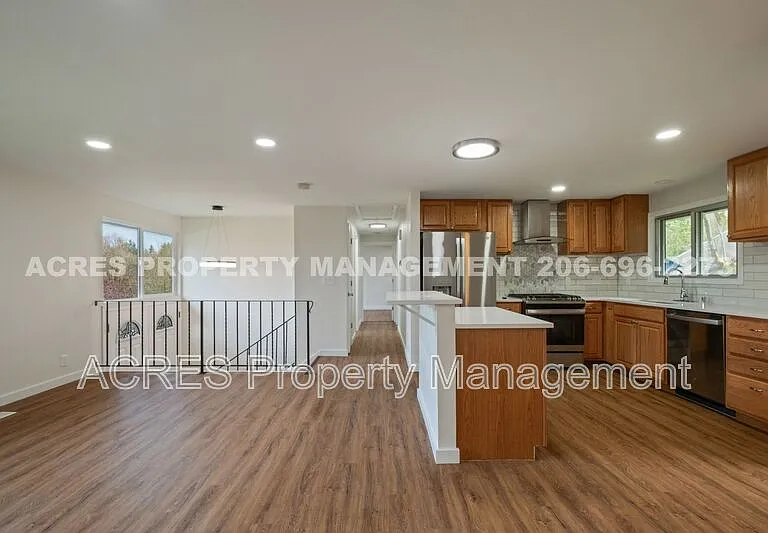 21222 15th Ave S — Photo 9