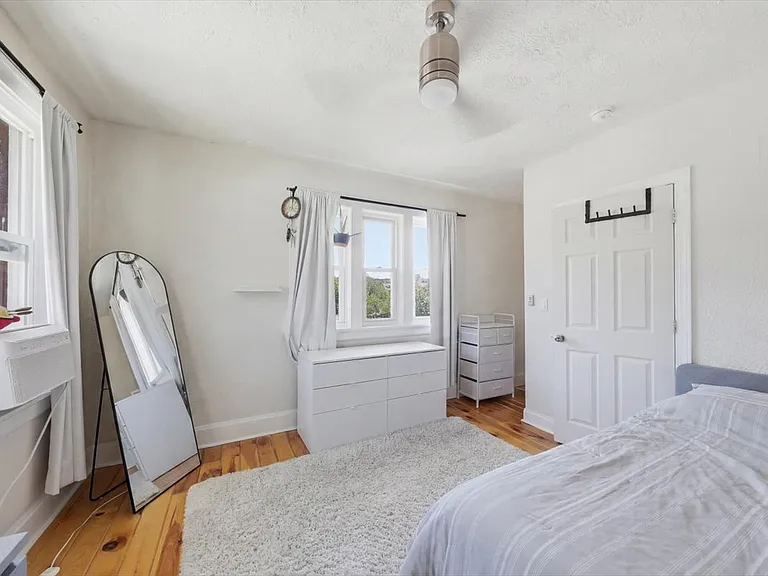 615 Probasco St #3 — Photo 13