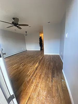 5th image of 1410 Franklin Ave #B
