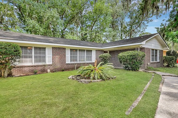 12473 Northwood Rd — Photo 2