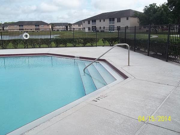 2nd image of 300 Park Springs Cir