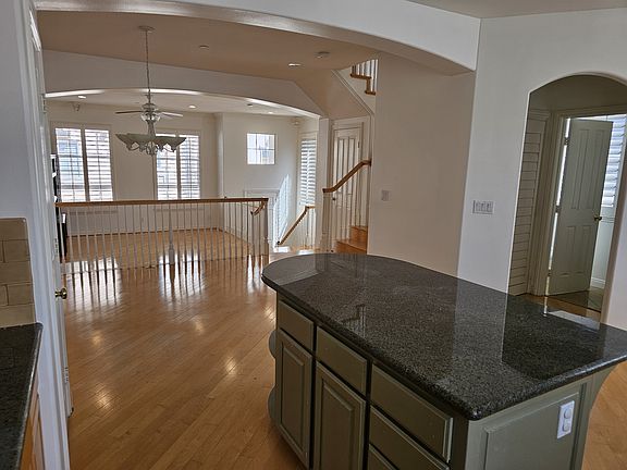3rd image of 4116 W Kling St