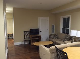 146 Court St APT 5, Plymouth, MA 02360