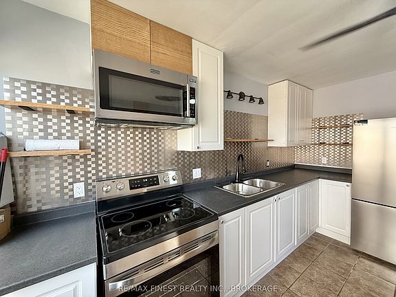 2nd image of Division St #361