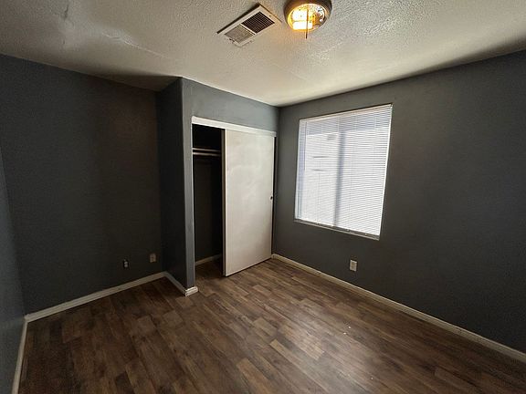 5th image of 232 Oswell St #234