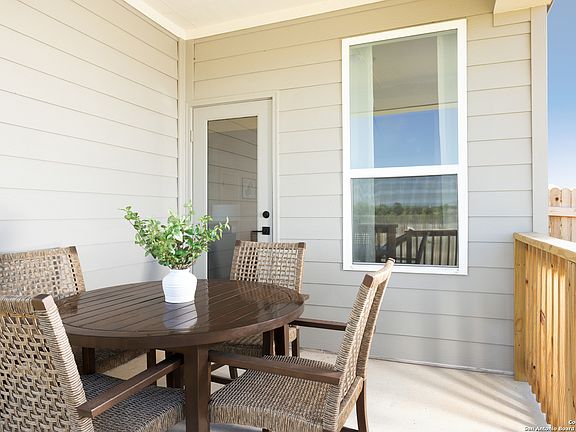 7th image of this home