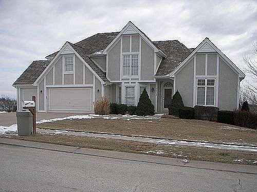 2nd image of 1419 Telford Dr