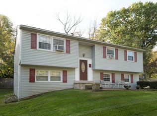 749 School Line Dr, King Of Prussia, PA