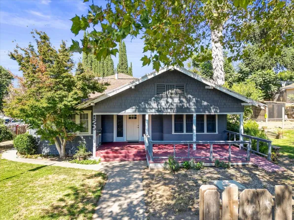 125 N Appling Rd, Waterford, CA 95386