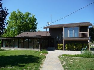 400 Price Ln, Outlook, WA 98938