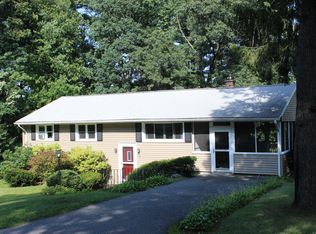 18 Leonard Dr, Southborough, MA 01772