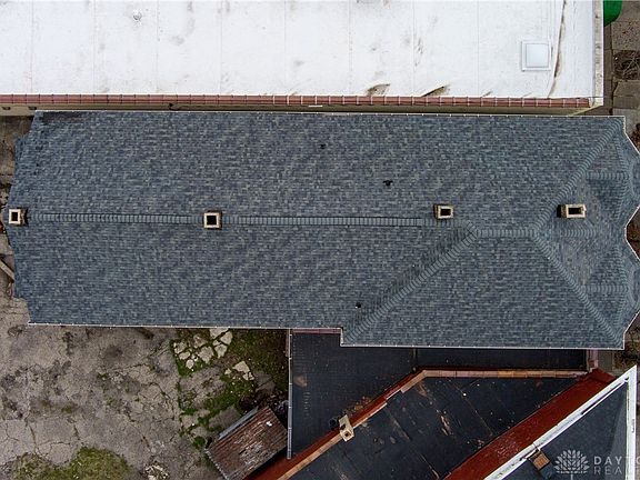 5th image of 1934 E 3rd St