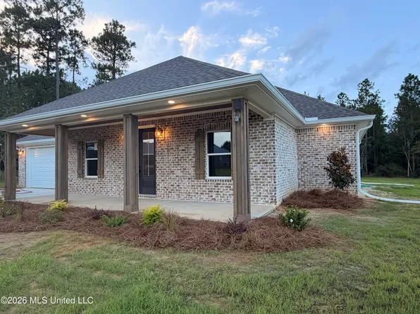 21794 Oak Terrace Dr, Gulfport, MS 39503