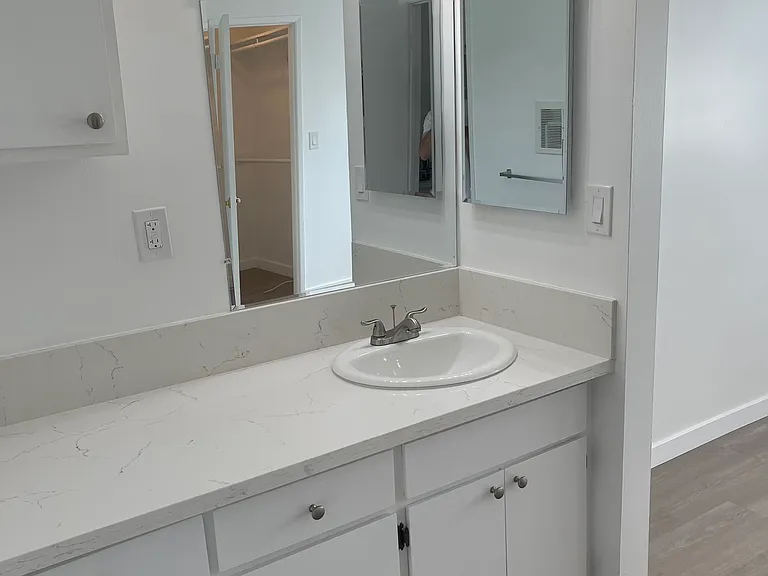 12920 Walsh Ave — Photo 9