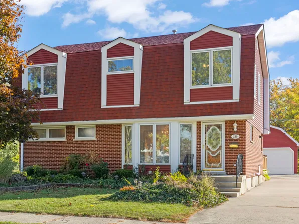 239 S Park St, Westmont, IL 60559