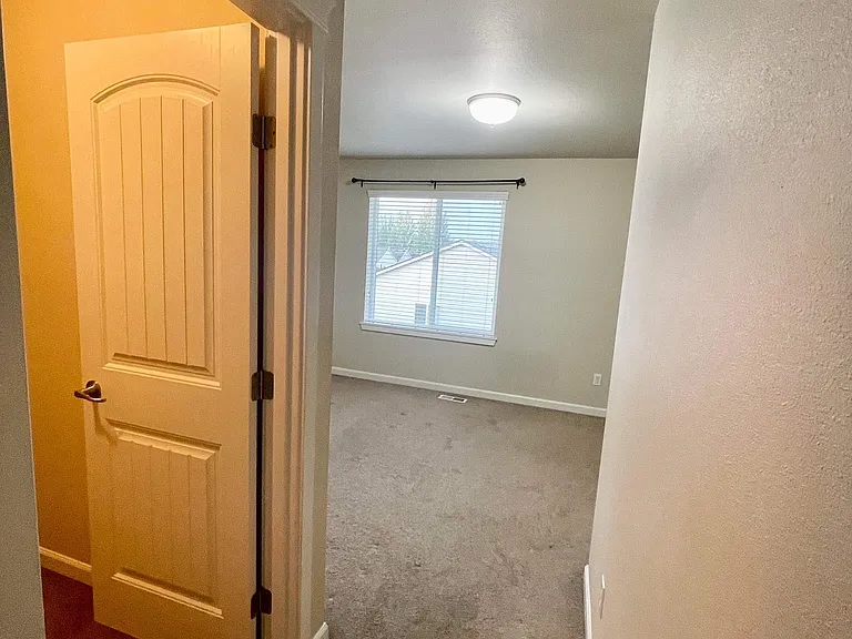 1616 Farina Loop SE — Photo 17