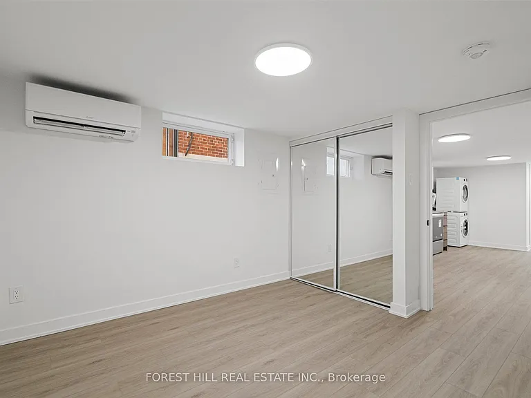 69 Claybrooke St #D — Photo 5