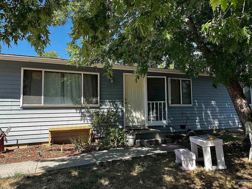 2nd image of 1179 Locust Way