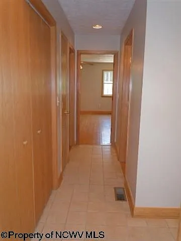 9 Brookside Pl — Photo 12