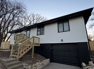 215 Monroe St, Bennet, NE 68317