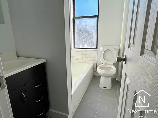 Rented by NextHome Empire | media 12