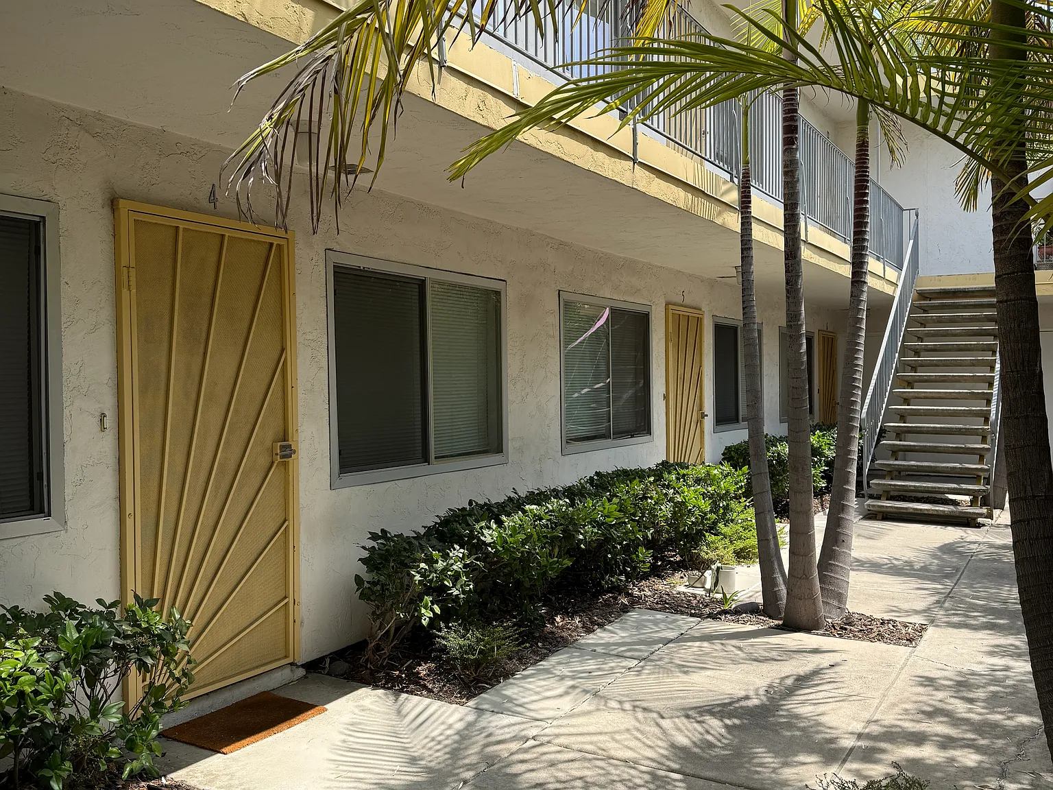 1 bed, 600 sqft, $2,200 — Photo 1